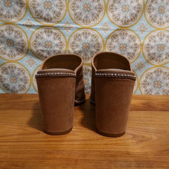 1. STATE Tan Nubuck Pointed-toe Mules - Picture 4 of 8
